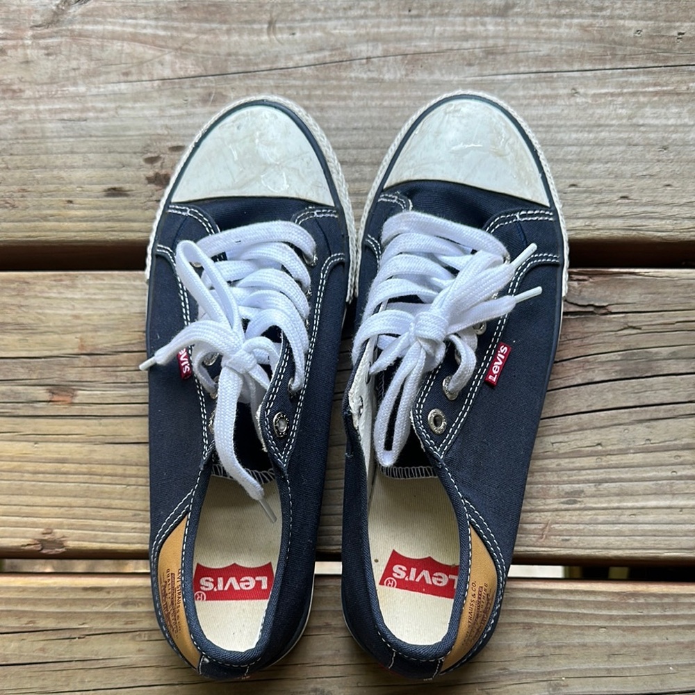 Levi's White and Blue Canvas Sneakers with Rubber Toe Cap